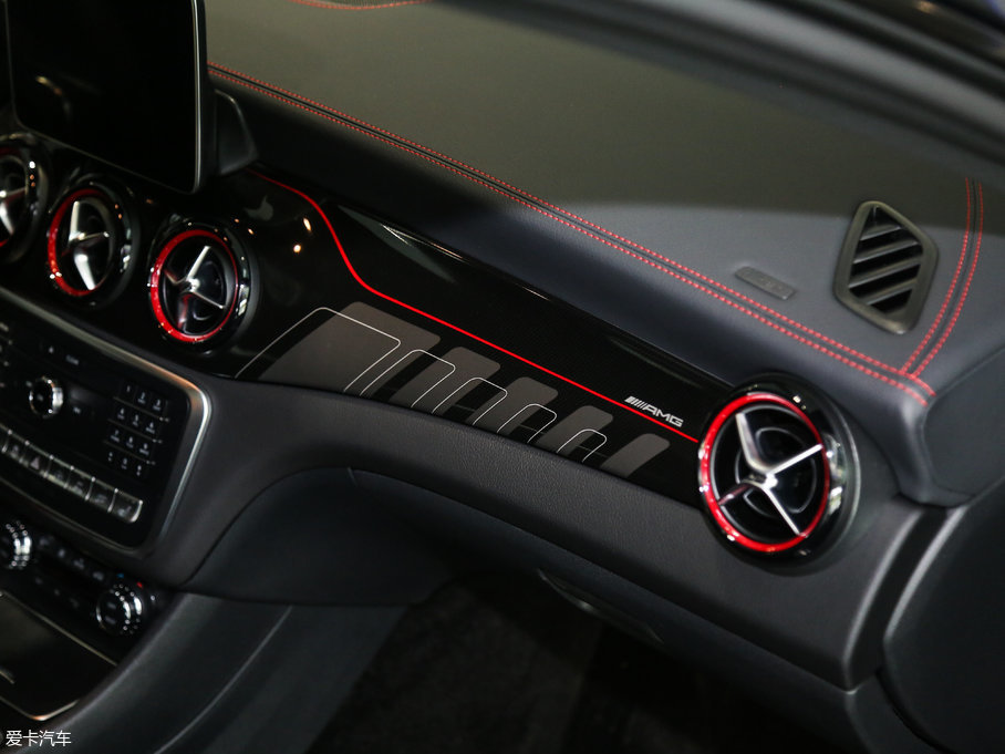 2017YCLAAMG Ŀ AMG CLA 45 4MATIC