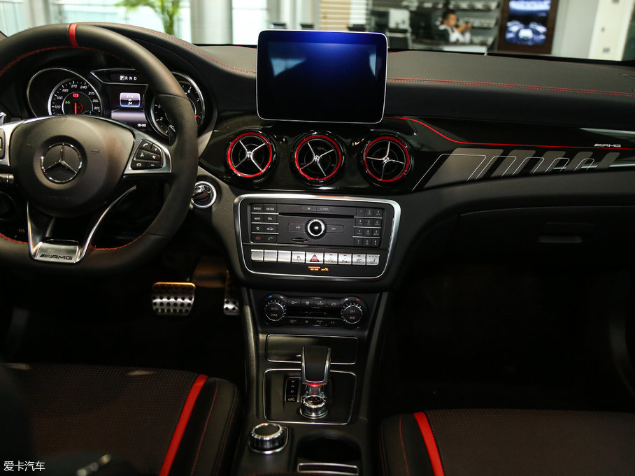 2017YCLAAMG Ŀ AMG CLA 45 4MATIC