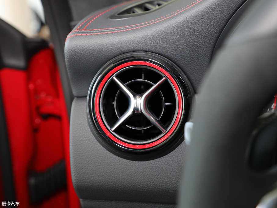 2017YCLAAMG Ŀ AMG CLA 45 4MATIC