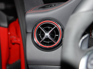 2017AMG CLA 45 4MATIC п؅^(q)