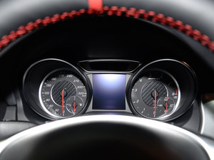 2017AMG CLA 45 4MATIC п؅^(q)