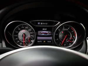 2017A(y)MG CLA 45 4MATIC x