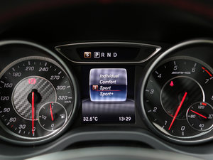 2017AMG CLA 45 4MATIC п؅^(q)