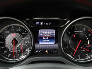 2017AMG CLA 45 4MATIC п؅^(q)