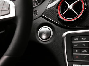 2017AMG CLA 45 4MATIC п؅^(q)