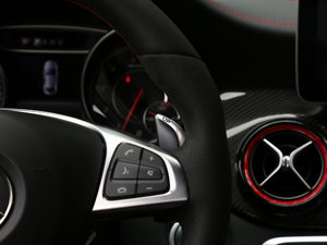 2017AMG CLA 45 4MATIC п؅^(q)