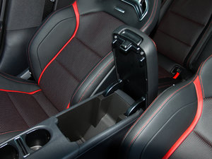 2017Ŀ AMG CLA 45 4MATIC g