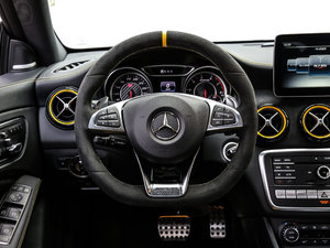 2017AMG CLA 45 4MATICҹ P