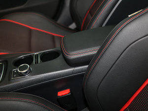 2017Ŀ AMG CLA 45 4MATIC 