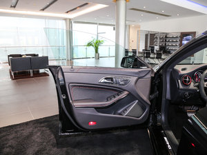 2017Ŀ AMG CLA 45 4MATIC {λ܇T