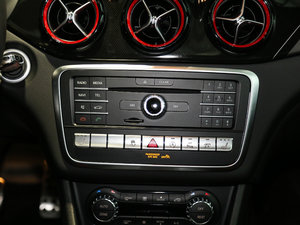 2017Ŀ AMG CLA 45 4MATIC {