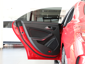 2017Ŀ AMG CLA 45 4MATIC ܇T