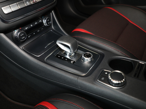 2017Ŀ AMG CLA 45 4MATIC QU