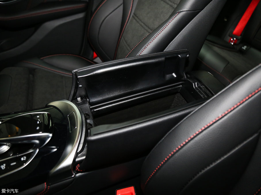 2017YGLC AMG AMG GLC 43 4MATIC ISUV