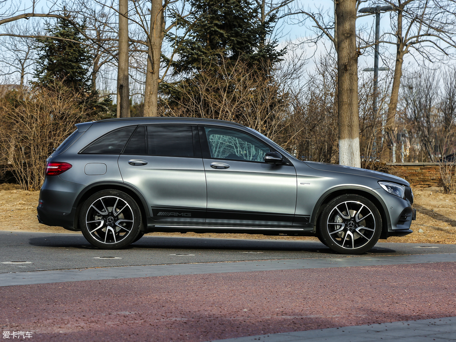 2017AMG GLC AMG GLC 43 4MATIC ر