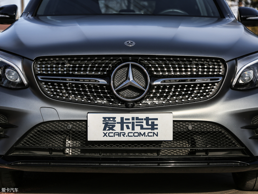 2017YGLC AMG AMG GLC 43 4MATIC ؄e