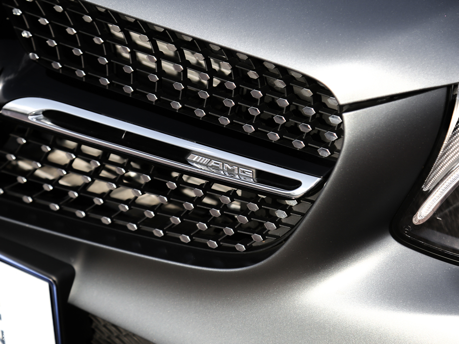 2017YGLC AMG AMG GLC 43 4MATIC ؄e