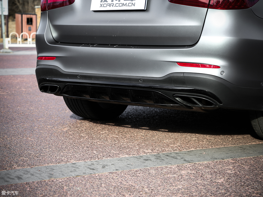 2017YGLC AMG AMG GLC 43 4MATIC ؄e