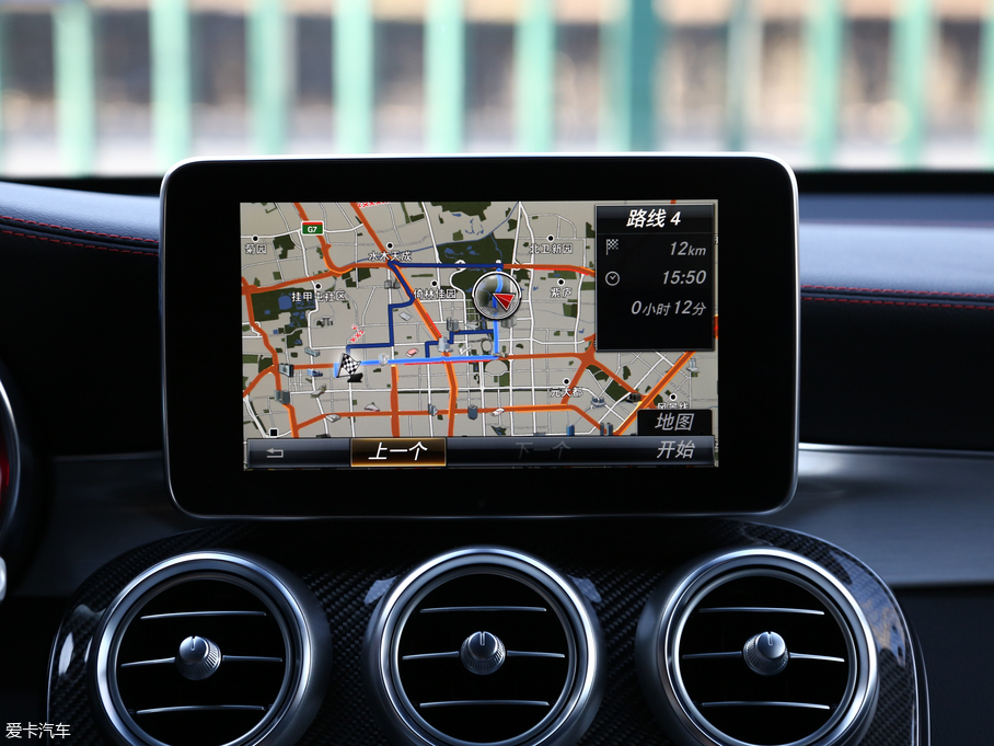 2017YGLC AMG AMG GLC 43 4MATIC ؄e