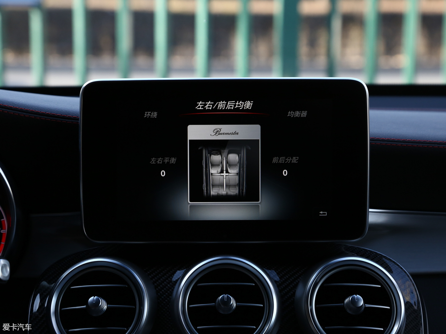 2017YGLC AMG AMG GLC 43 4MATIC ؄e