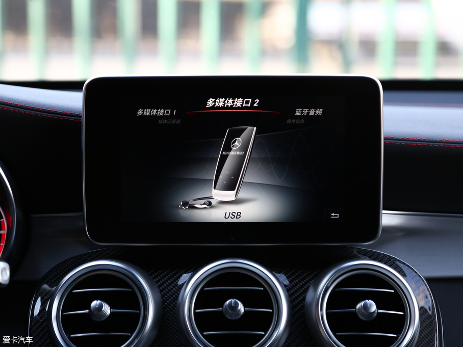 2017YGLC AMG AMG GLC 43 4MATIC ؄e