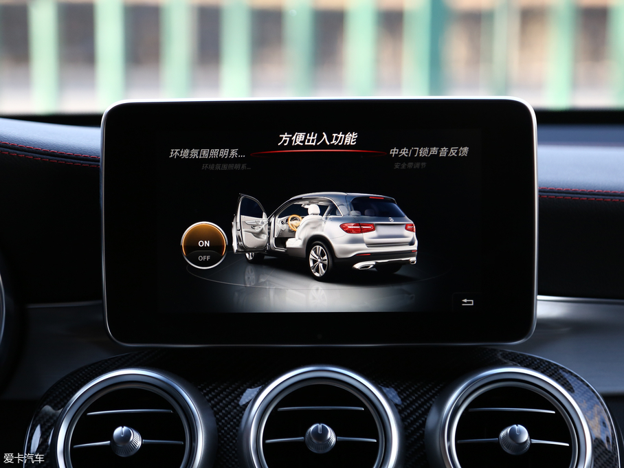 2017YGLC AMG AMG GLC 43 4MATIC ؄e