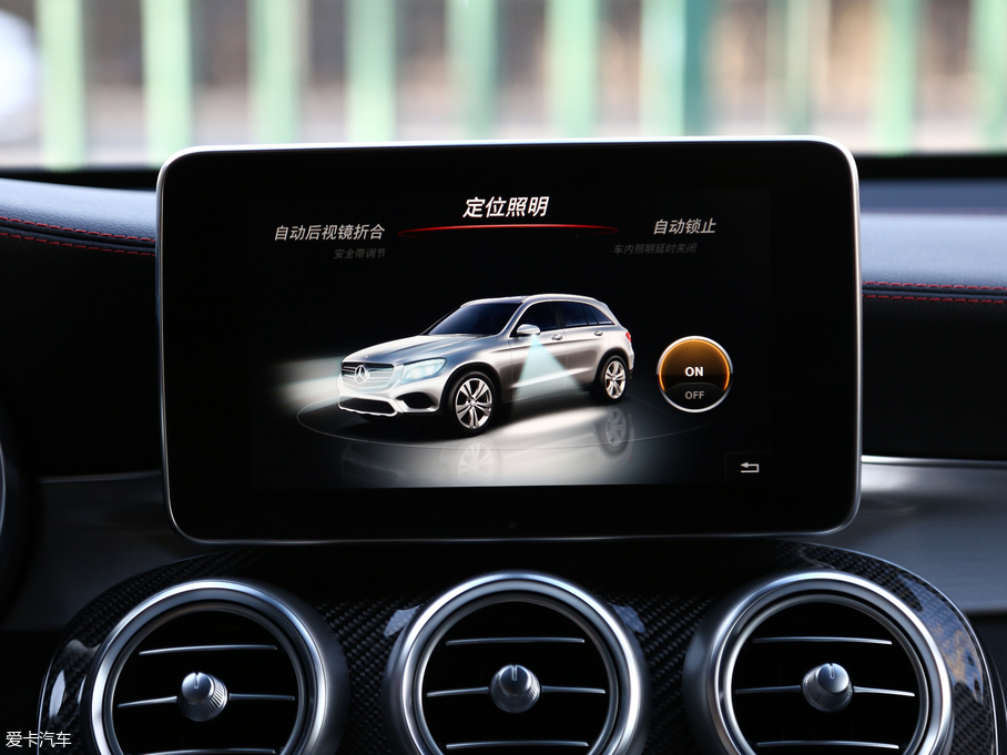 2017YGLC AMG AMG GLC 43 4MATIC ؄e