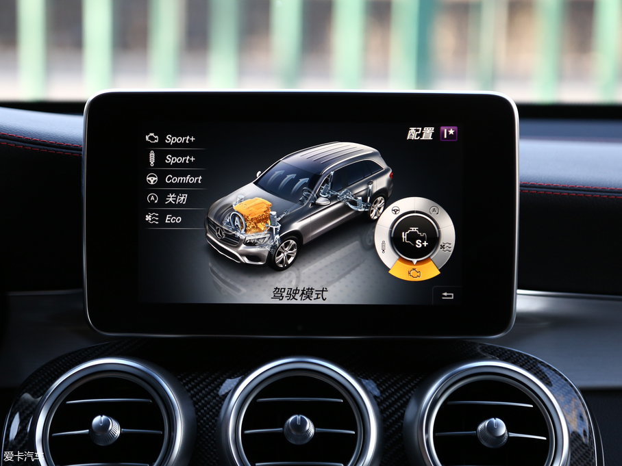 2017YGLC AMG AMG GLC 43 4MATIC ؄e