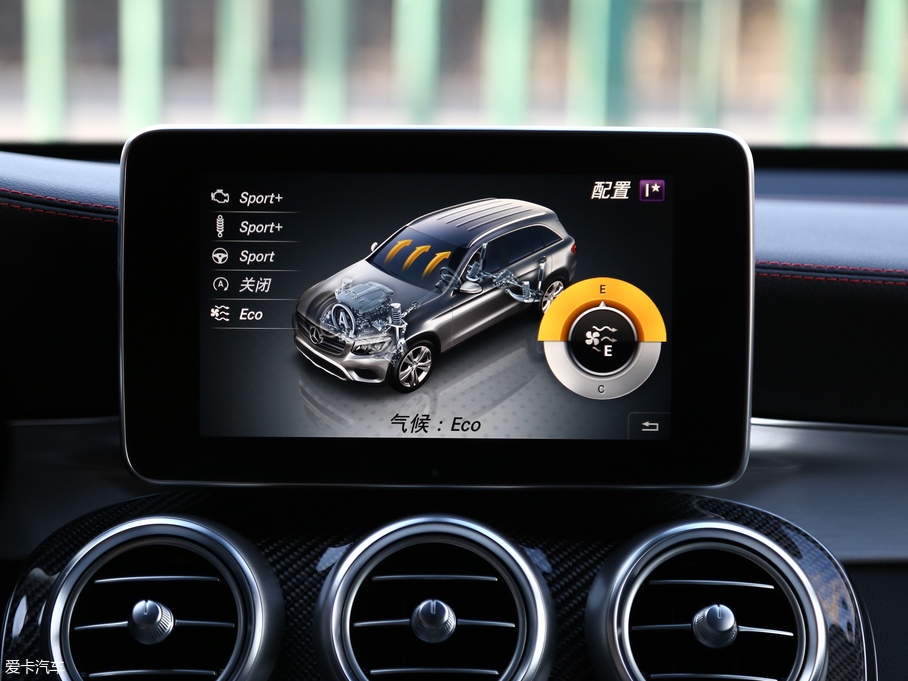 2017YGLC AMG AMG GLC 43 4MATIC ؄e