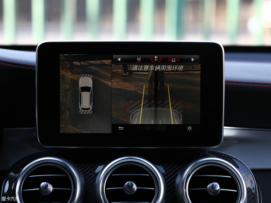 2017YGLC AMG AMG GLC 43 4MATIC ؄e