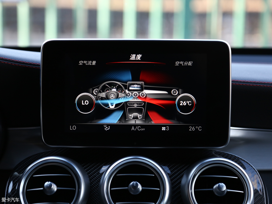 2017YGLC AMG AMG GLC 43 4MATIC ؄e