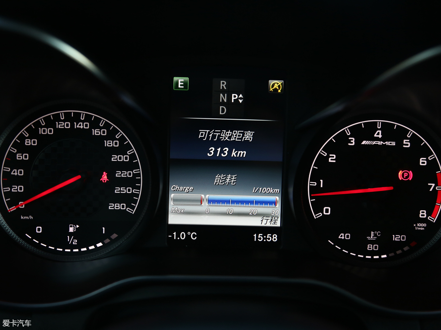 2017YGLC AMG AMG GLC 43 4MATIC ؄e