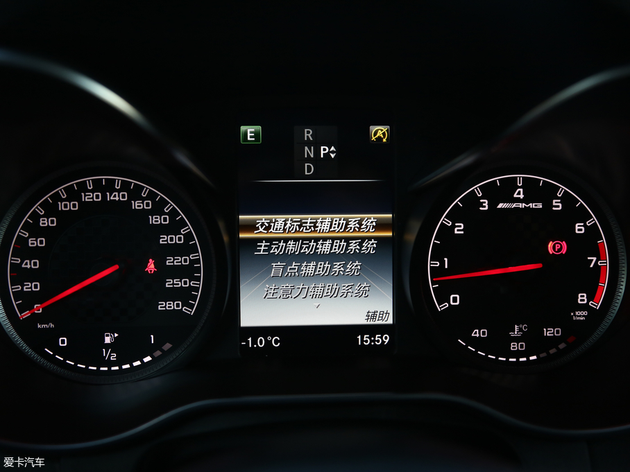 2017YGLC AMG AMG GLC 43 4MATIC ؄e