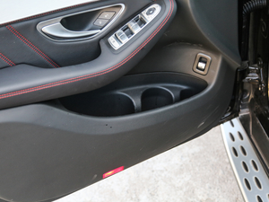 2017AMG GLC 43 4MATIC ؄e ǰTg