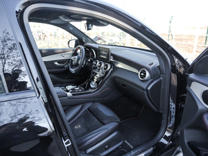 2017AMG GLC 43 4MATIC ؄e g