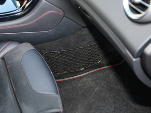 2017AMG GLC 43 4MATIC ؄e g