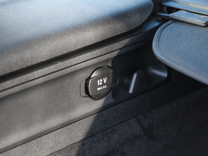 2017AMG GLC 43 4MATIC ؄e g