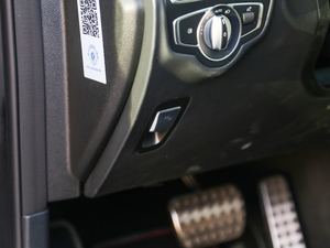 2017AMG GLC 43 4MATIC ؄e п؅^