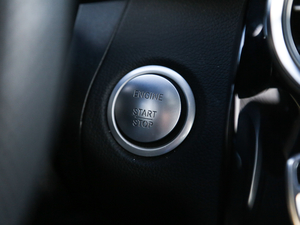 2017AMG GLC 43 4MATIC ؄e п؅^