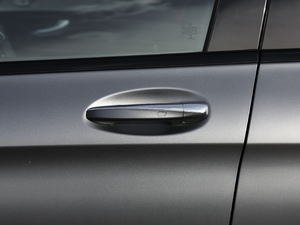 2017AMG GLC 43 4MATIC ؄e {T