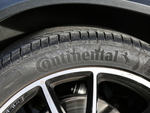 2017AMG GLC 43 4MATIC ؄e ݆̥Ʒ