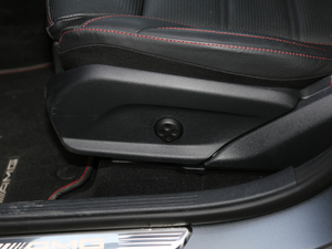 2017AMG GLC 43 4MATIC ؄e g