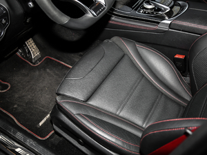 2017AMG GLC 43 4MATIC ؄e g