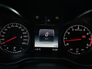 2017AMG GLC 43 4MATIC ؄e п؅^(q)