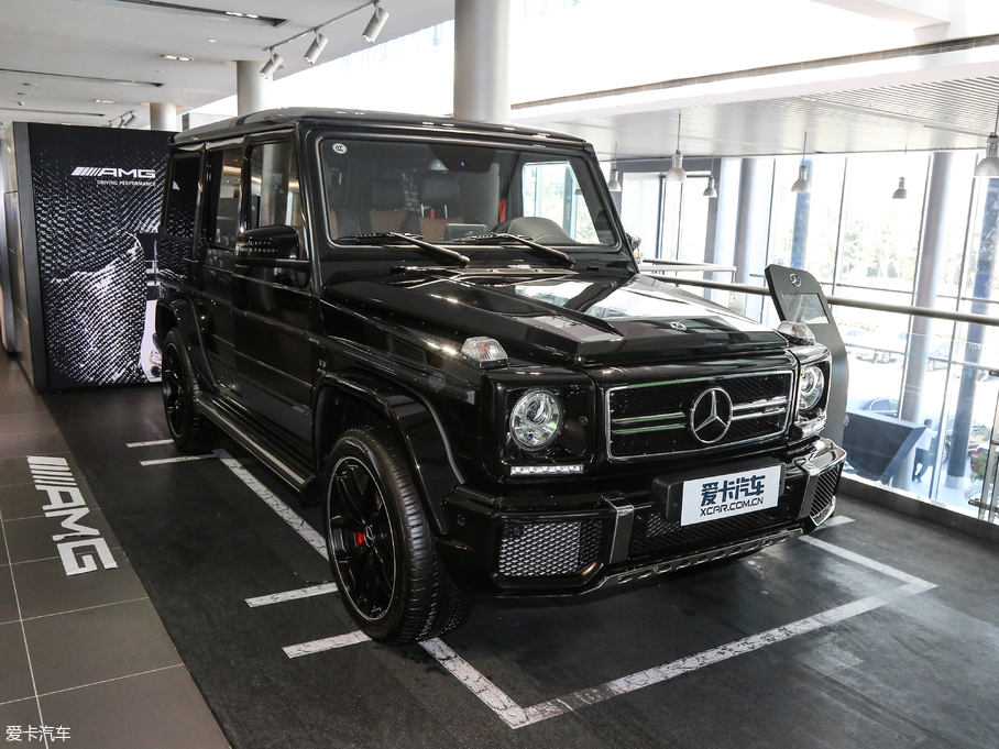 2017YGAMG AMG G 63 ذ