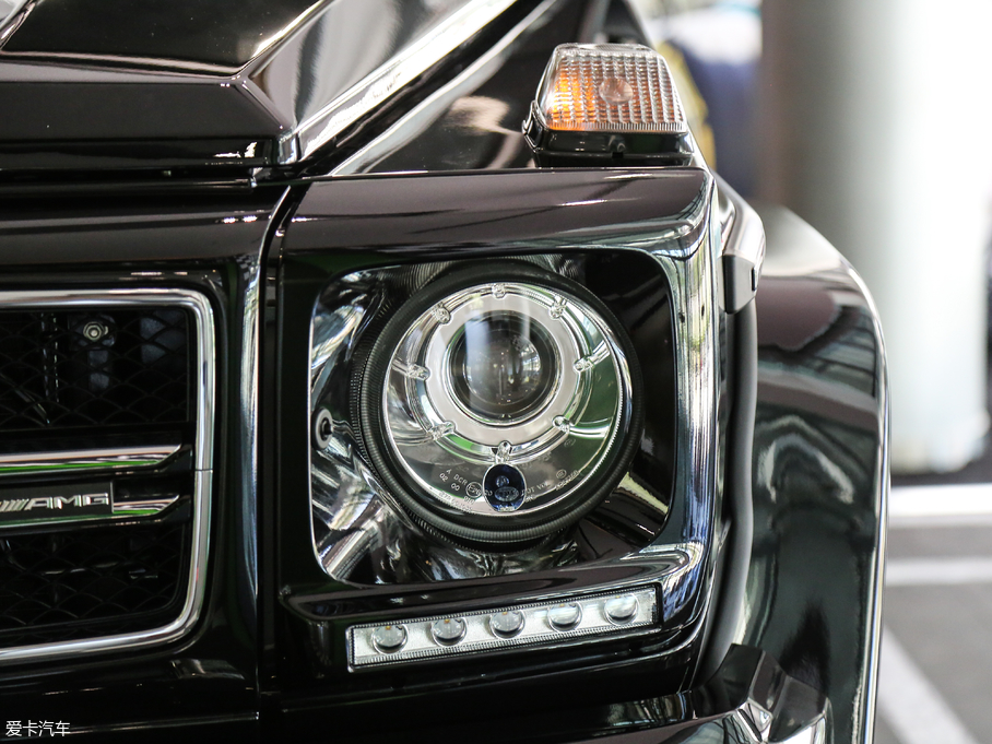 2017YGAMG AMG G 63 ذ