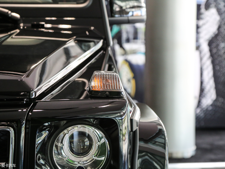 2017YGAMG AMG G 63 ذ