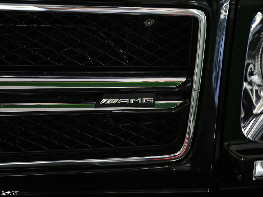 2017YGAMG AMG G 63 ذ