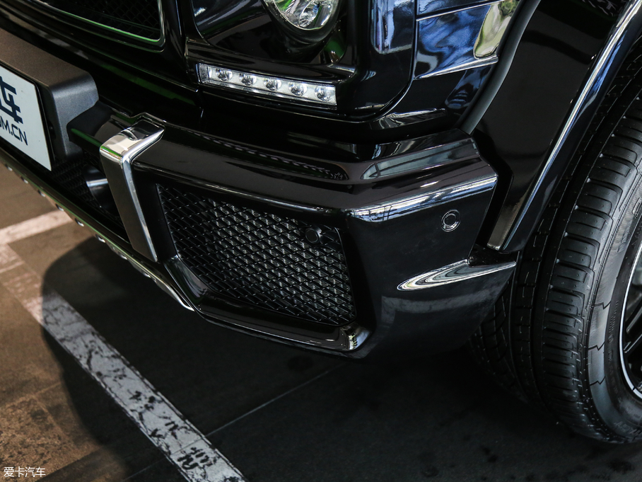 2017YGAMG AMG G 63 ذ