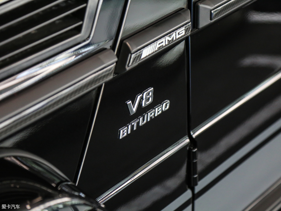 2017YGAMG AMG G 63 ذ